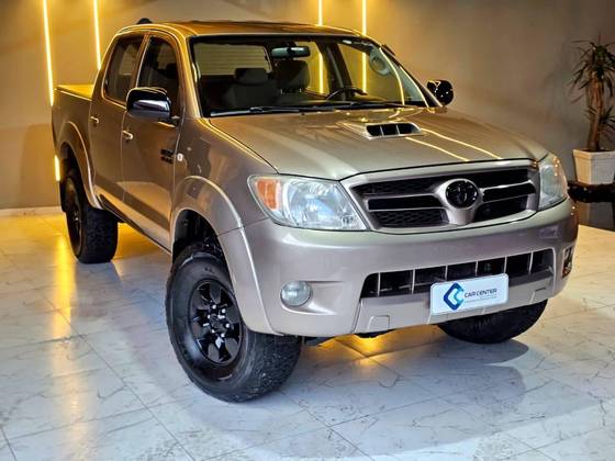 TOYOTA HILUX 3.0 SRV 4X4 CD 16V TURBO INTERCOOLER DIESEL 4P AUTOMÁTICO TOYOTA HILUX 3.0 SRV 4X4 CD 16V TURBO INTERCOOLER DIESEL 4P AUTOMÁTICO